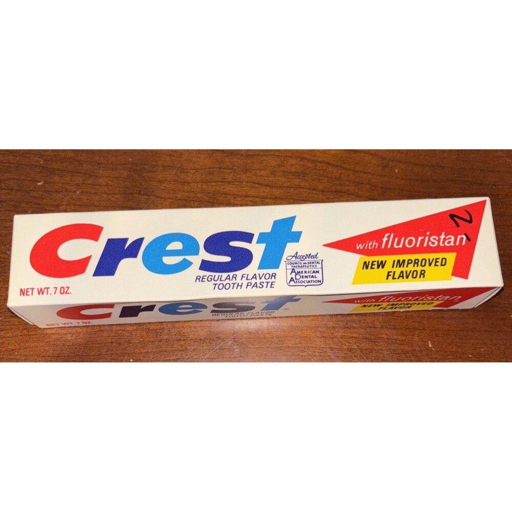 Vintage Crest ToothPaste with Fluoristan Regular Flavor Net WT. 7 oz. NOS